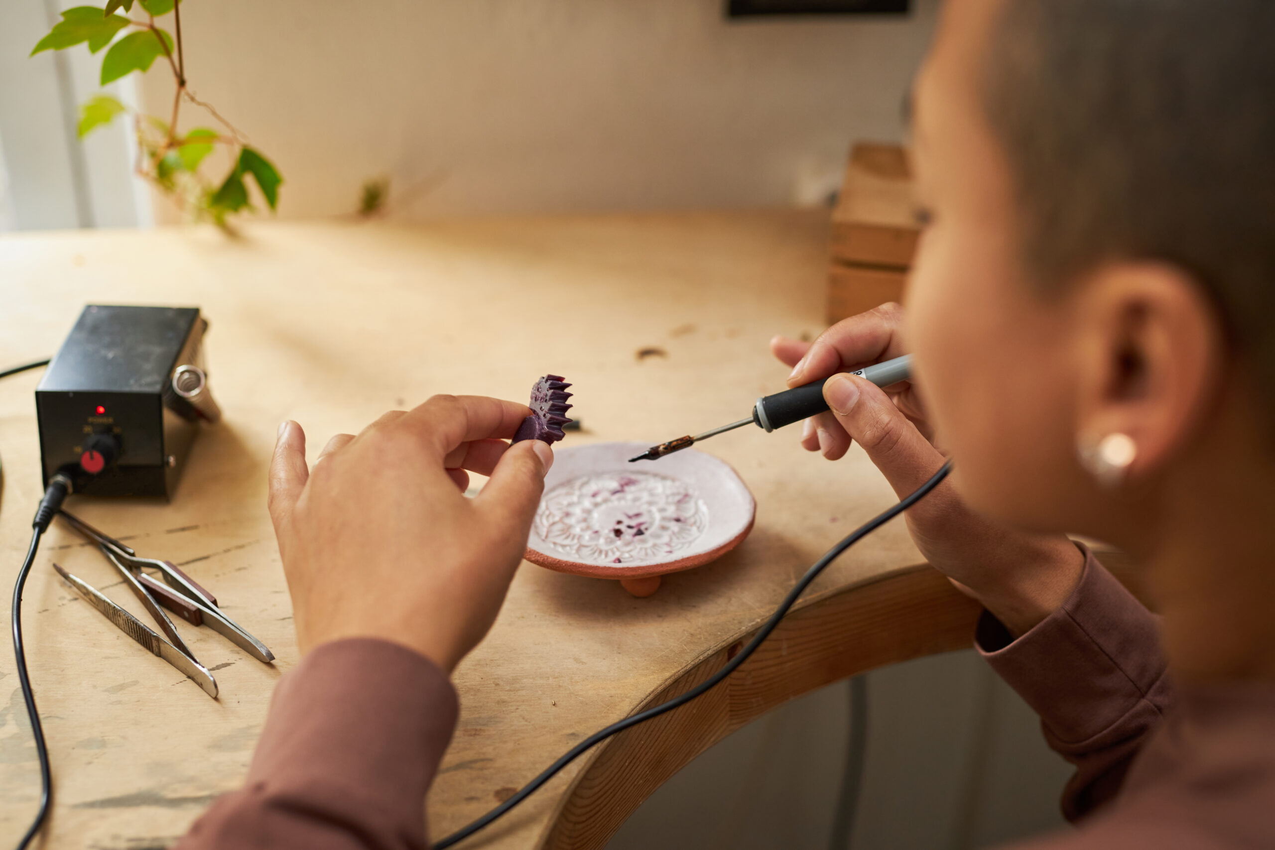 wire-poke-relief