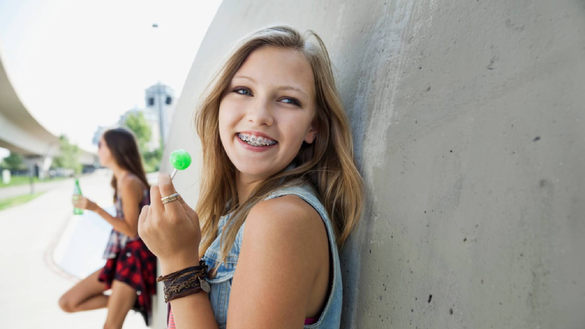 How the Invisalign Teen Program Makes Orthodontics Easy